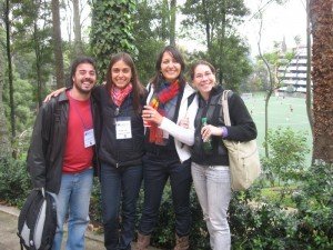 Sempre com Café na mão -Equipe da UnB no Congresso em Bogotá