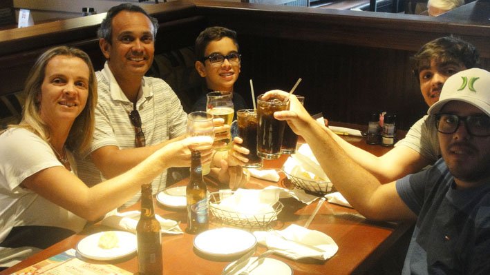 Red Lobster Las Vegas brinde