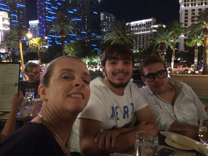 Jantar-Las-Vegas-Mon-Ami-nos