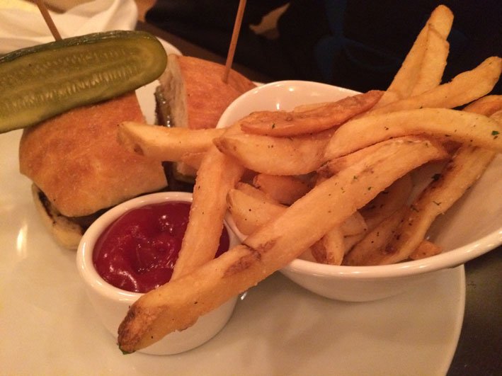 Jantar-em-Las-Vegas-cheeseburger