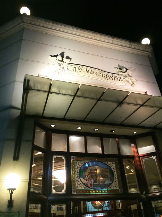 Cafe-de-los-Angelitos-fachada