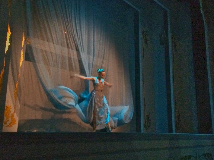 Cafe-de-los-Angelitos-show4