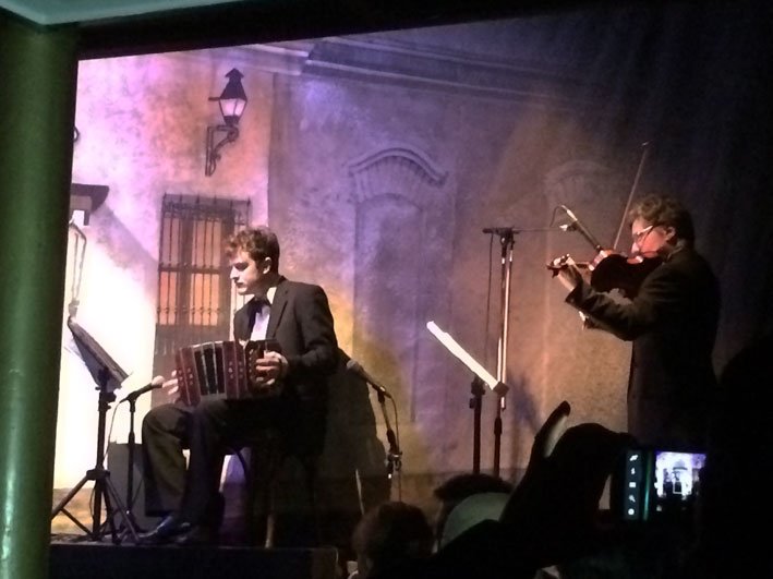 El-Viejo-Almacen-musicos-2