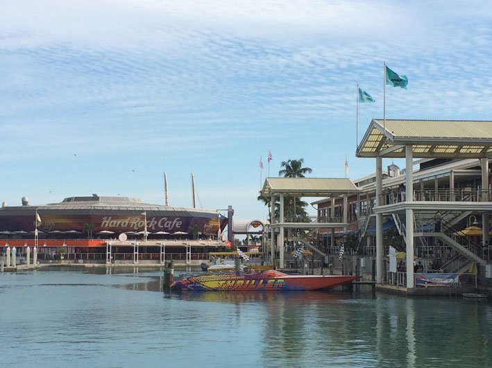 Bayside-Marketplace-pier
