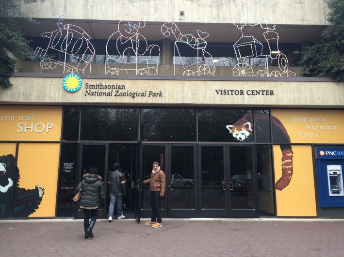 Zoo-de-Washington-visitor-center