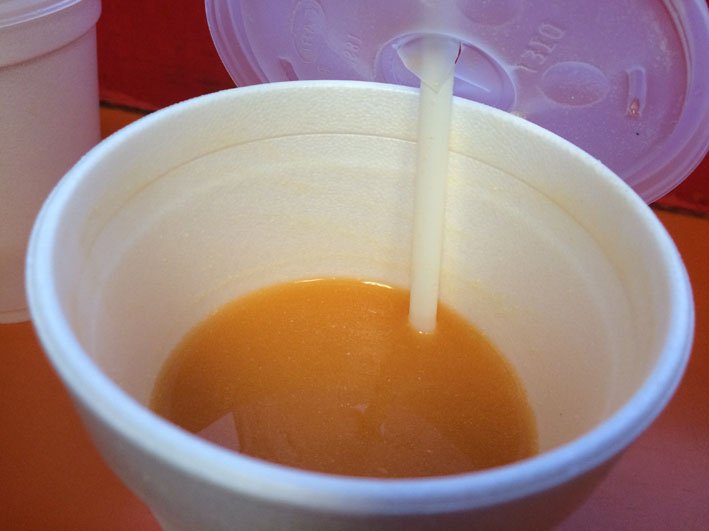 Gray's-Papaya-suco