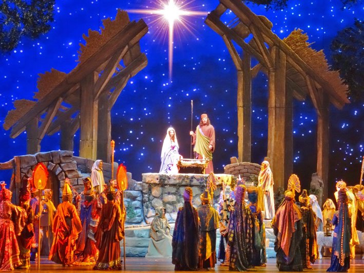 Como é o Radio City Christmas Spectacular em New York Radio-City-Christmas-Spectacular-cristo