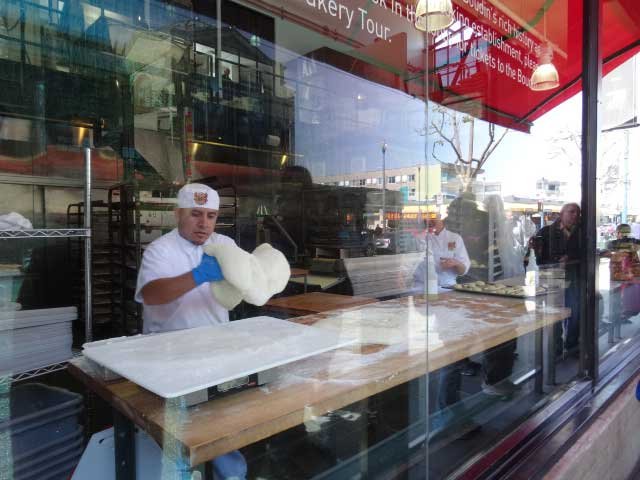 San-Francisco-Fishermans-wharf-boudin-vitrine2