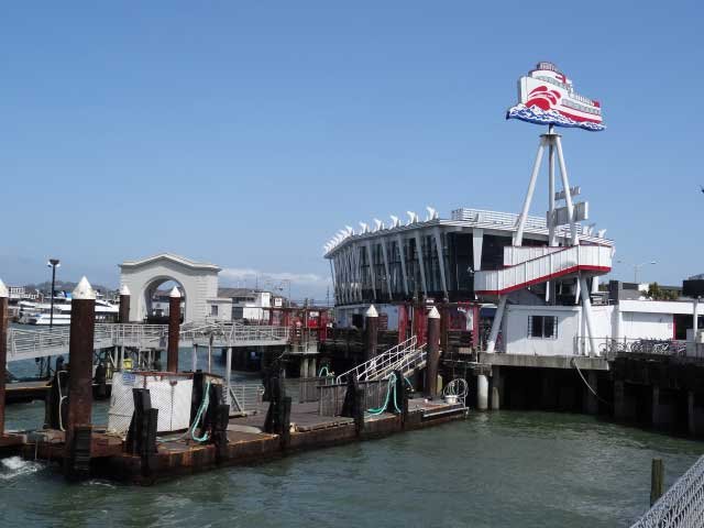 San-Francisco-fishermans-wharf-pier-45-barco