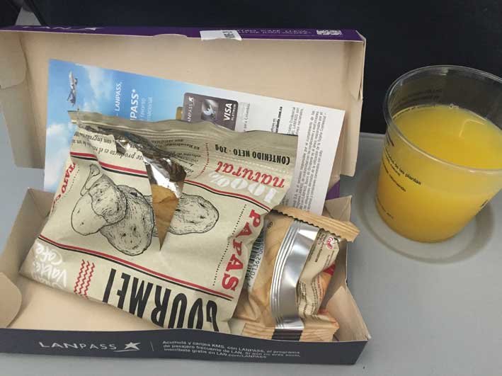 Como-e-voar-com-a-LAN-lanche2