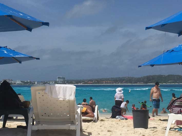 Tudo-sobre-Johnny-Cay-praia3