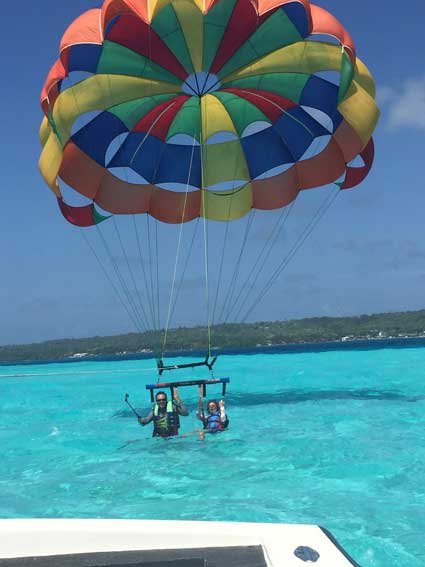 Como é o voo de parasail em San Andrés