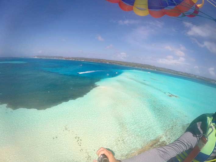 Tudo-sobre-o-voo-de-parasail-em-San-Andres8