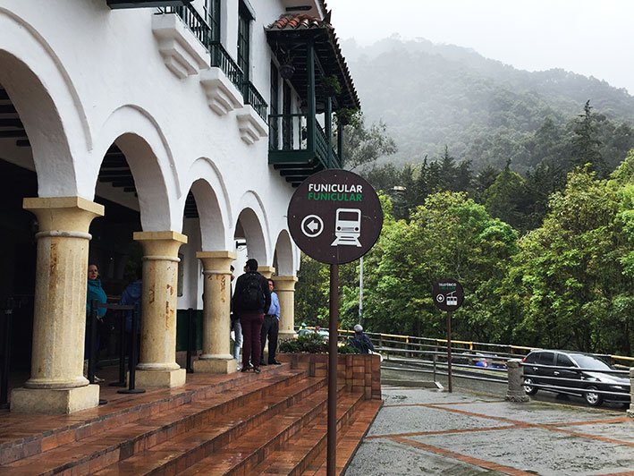 Cerro-de-Monserrate-funicular