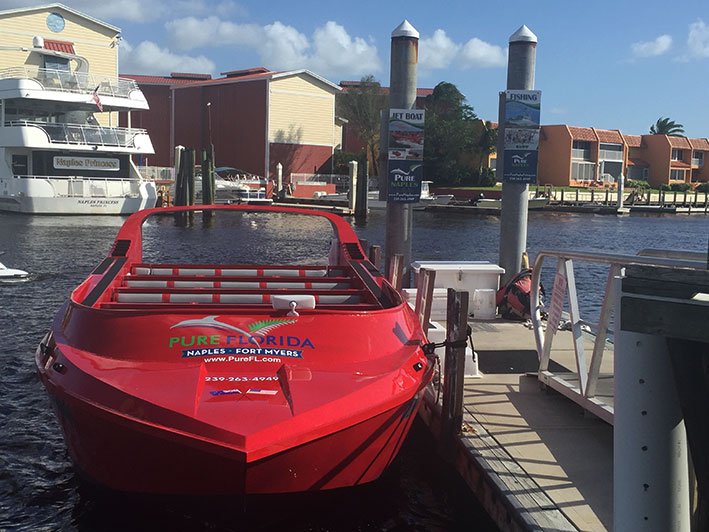 O-que-fazer-em-naples-em-um-dia-barco