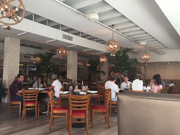 Restaurante bem localizado no centrinho