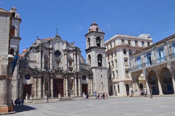 havana-a-capital-cubana-catedral