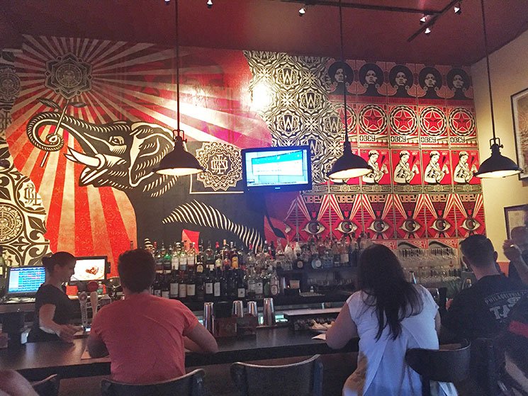 Interior do Wynwood Kitchen & Bar wynwood arts district