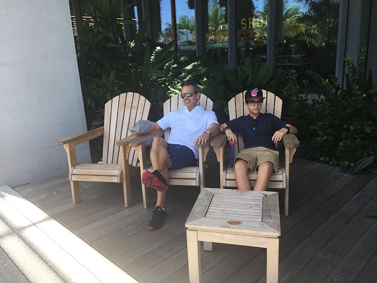 Perez-art-museum-cadeiras