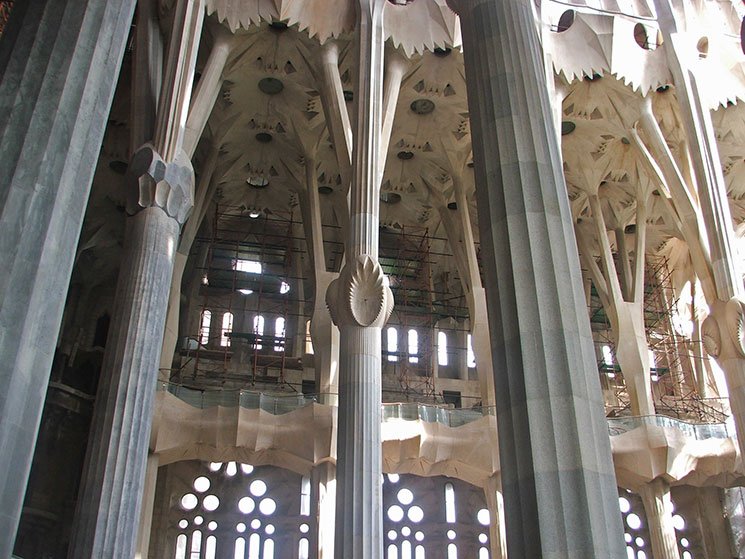 sagrada-familia-colunas