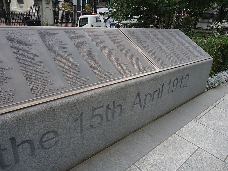 Titanic Memorial em Belfast