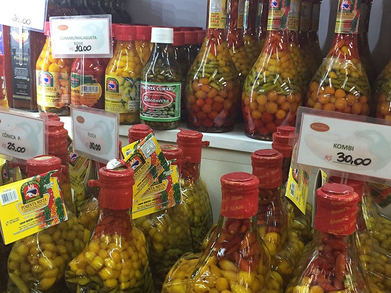 Box que vende pimentas no Mercadão