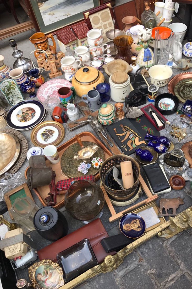 Dica de um passeio de domingo em Madrid é conhecer o popular Mercado do Rastro.