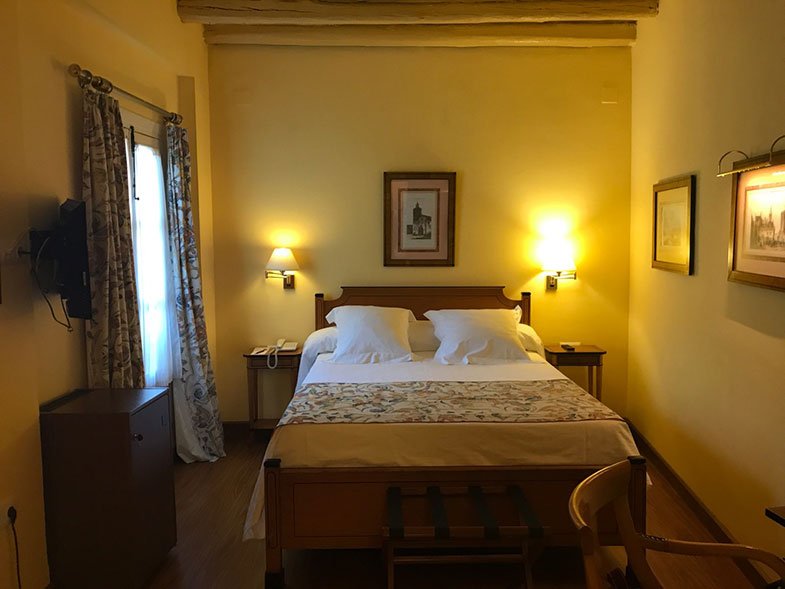 Quarto que ficamos no hotel em Sevilha