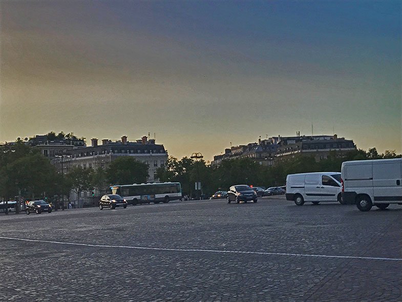 Tuktuk em Paris