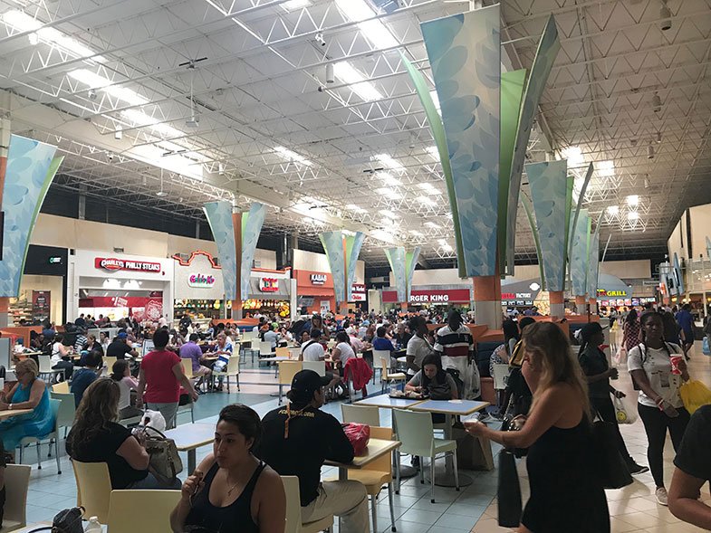 Praça de alimentação do Sawgrass