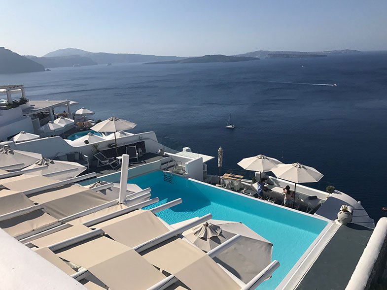 Hotel em Santorini com linda vista da caldeira