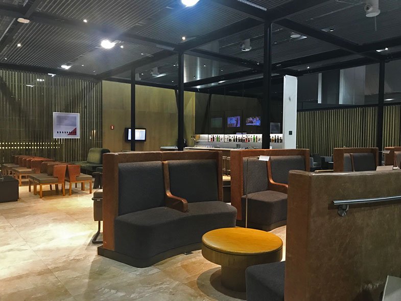 Como é a sala VIP da Latam em Guarulhos