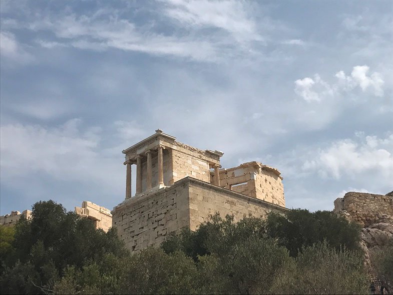 Templo de Ateba Kin na Acrópole de Atenas