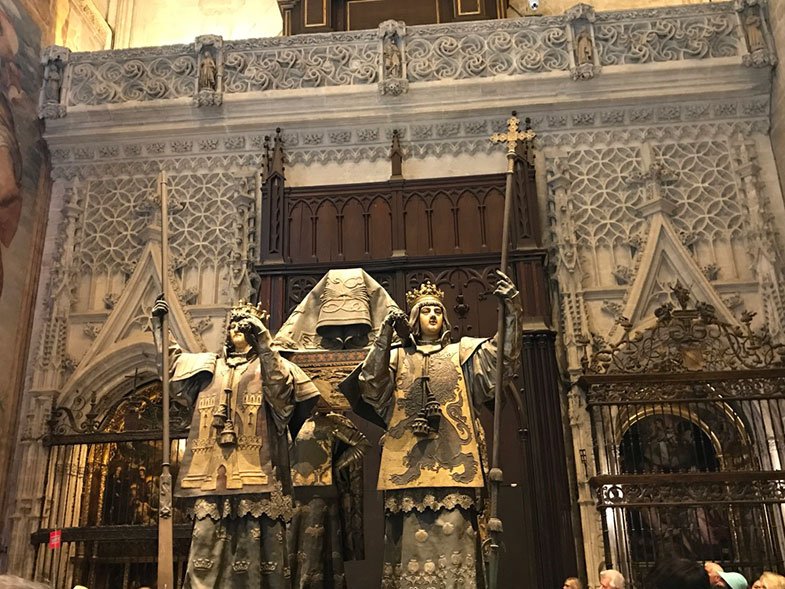 Túmulo de Cristóvão Colombo na Catedral de Sevilha