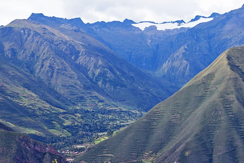 Paisagem do Vale Sagrado entre Cusco e Ollantaytambo