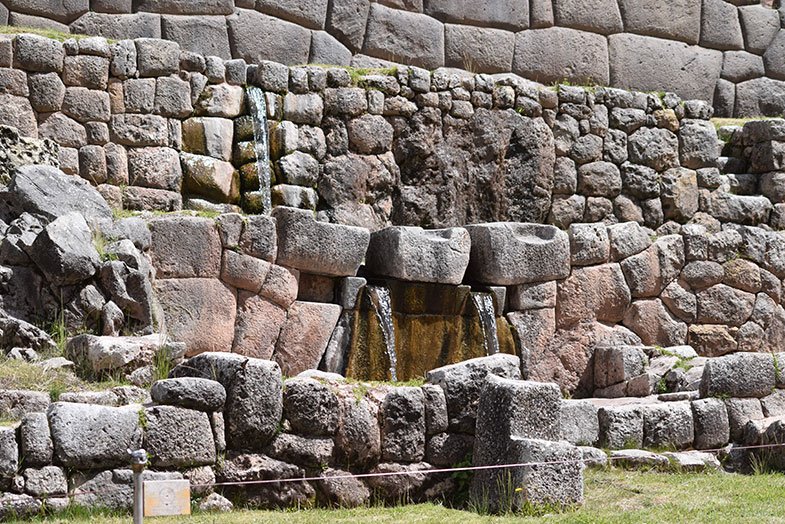 Tambomachay no caminhos para o Vale Sagrado