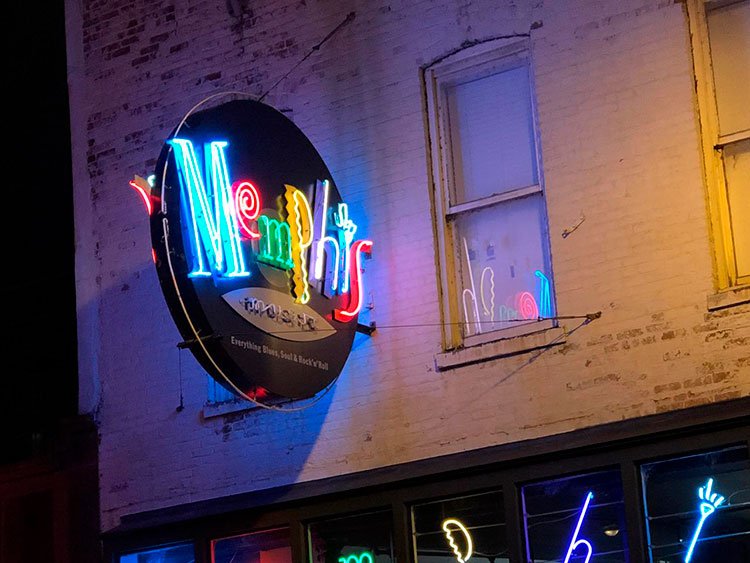 Memphis - roteiro detalhado