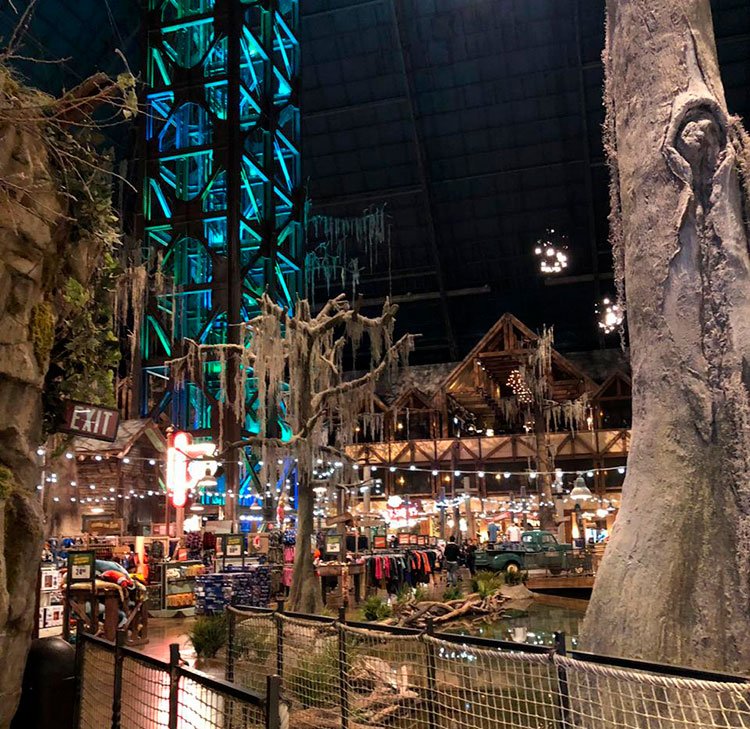 Memphis e seu elevador autonômo