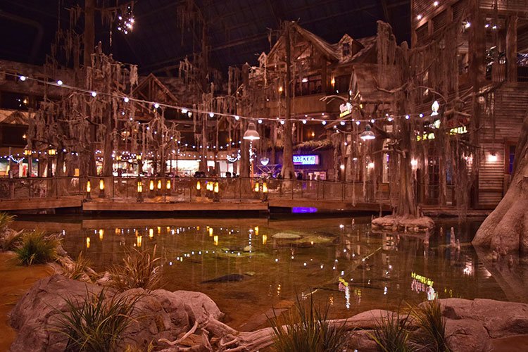 Memphis - Bass Pro Shops