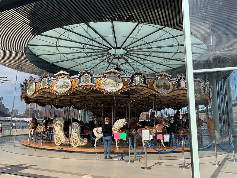 Jane's Carousel no Brooklyn
