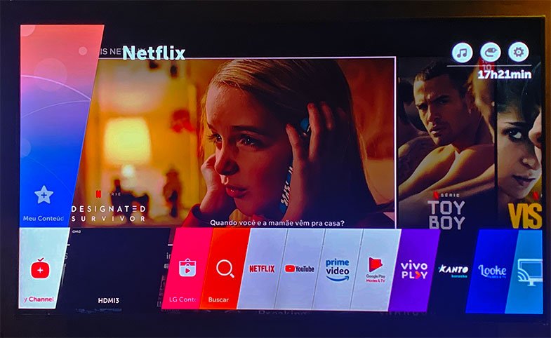 Séries e filmes para viajarmos de casa