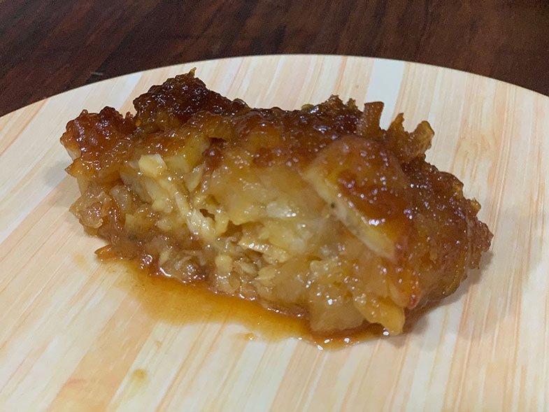 Fatia deliciosa de bolo de mandioca