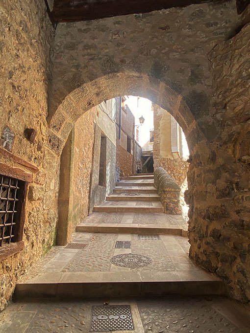Arcos pelas ruas de Cuenca