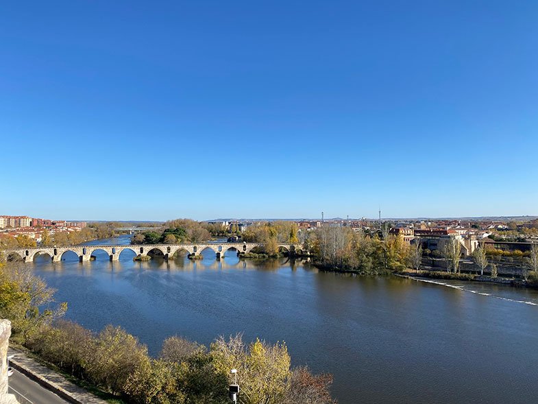 Puente de Piedra em Zamora