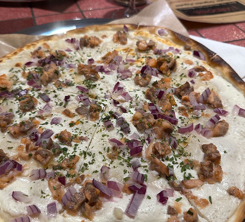 Tarte Flambée é super leve e tem recheios maravilhosos