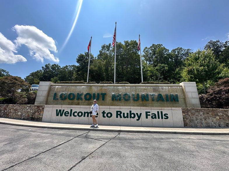Ruby Falls cachoeira mais alta dos EUA