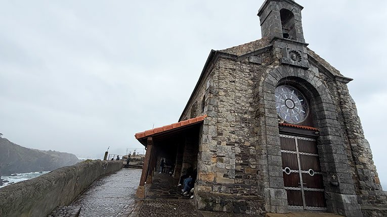 Igreja no alto do monte